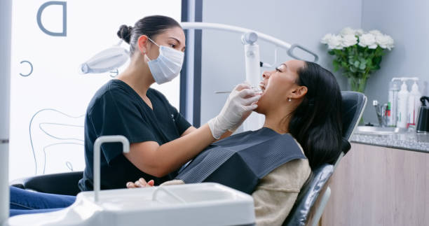 Best Cosmetic Dentistry  in Louisvle, IL